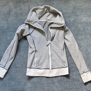 lululemon athletica Heather Gray Full-Zip Jacket with Contrast Hem